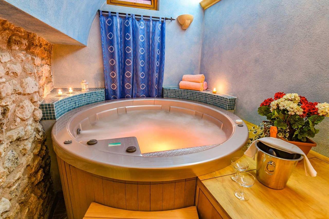 Hotel Castello Тиньяле Экстерьер фото