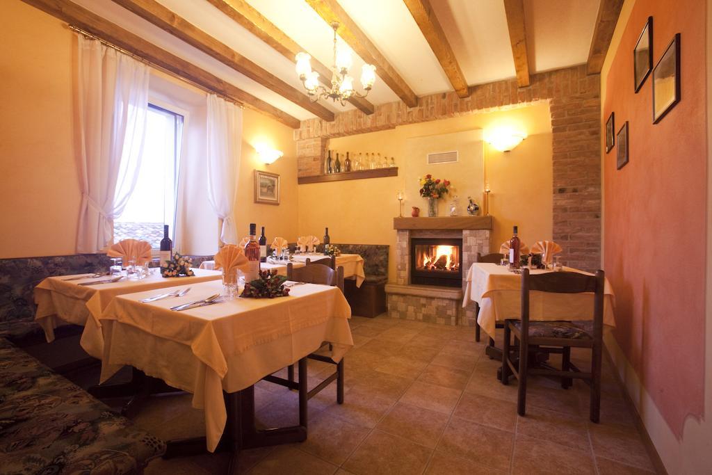 Hotel Castello Тиньяле Экстерьер фото