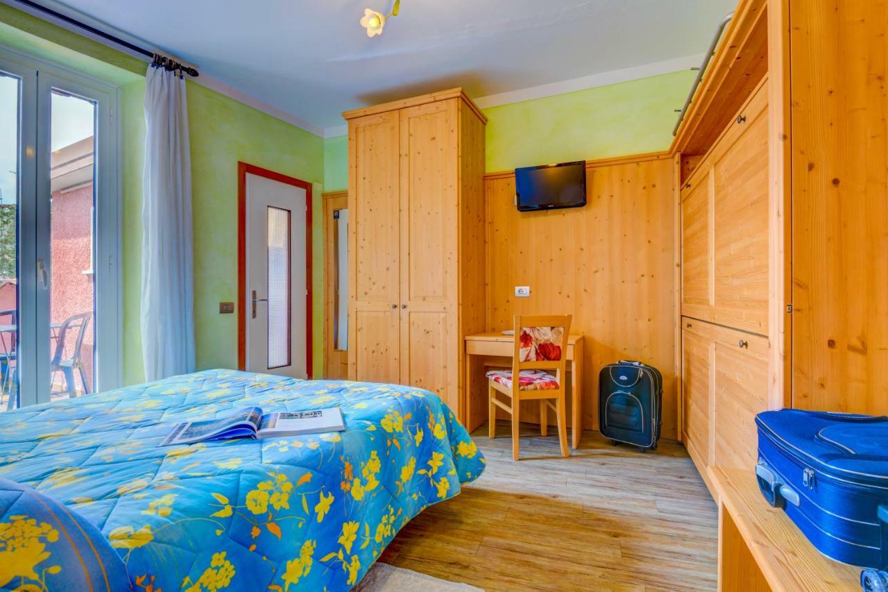 Hotel Castello Тиньяле Экстерьер фото